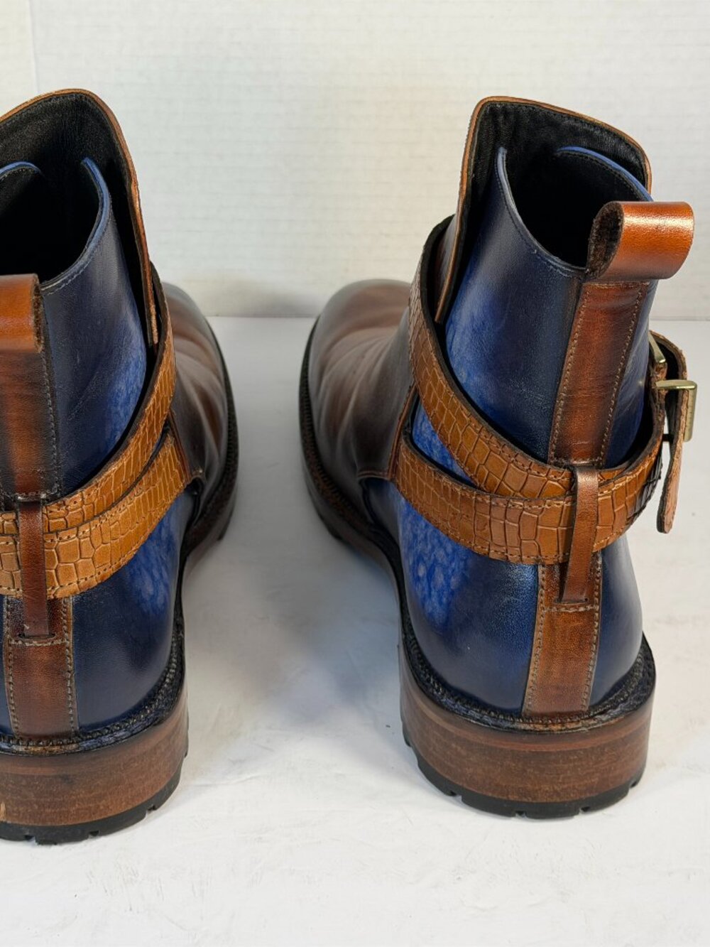 Men's size 9.5-10 Brown and blue leather boots - Picture 5 of 16